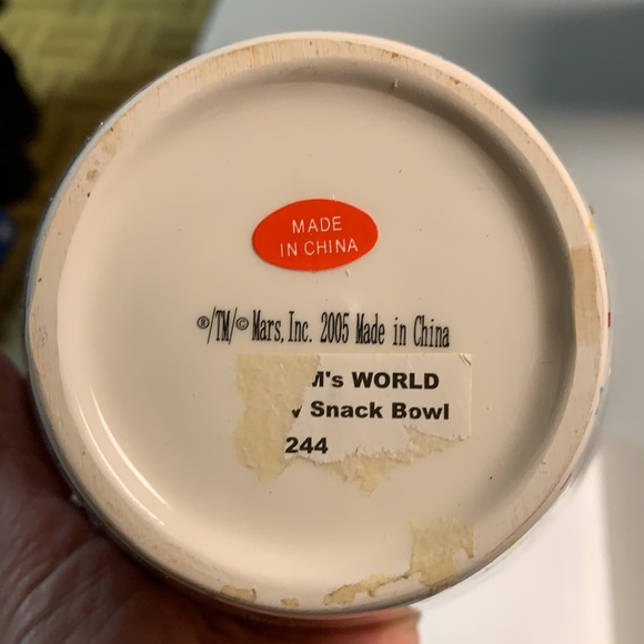 M & M World Las Vegas Snack Bowl - Picture 4 of 8